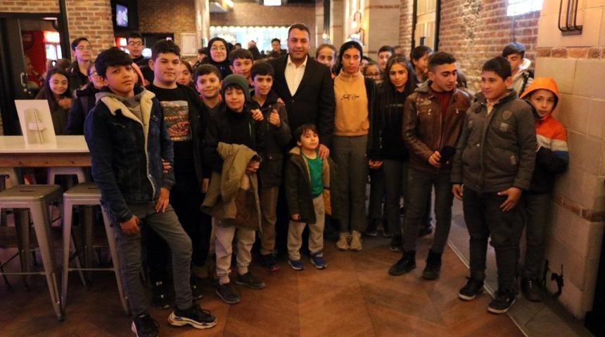 &Ouml;ğrenciler &lsquo;Rafadan Tayfa G&ouml;beklitepe&rsquo;yi ilgiyle izlediler