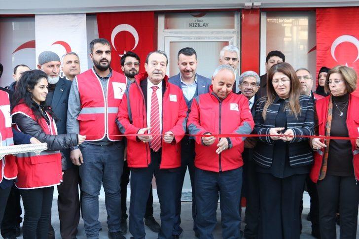 Kızılay Şanlıurfa’da giyim mağazası açtı G1