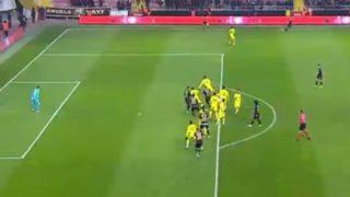 Kayserispor'un Fenerbahçe'ye attığı gol VAR'dan iptal edildi