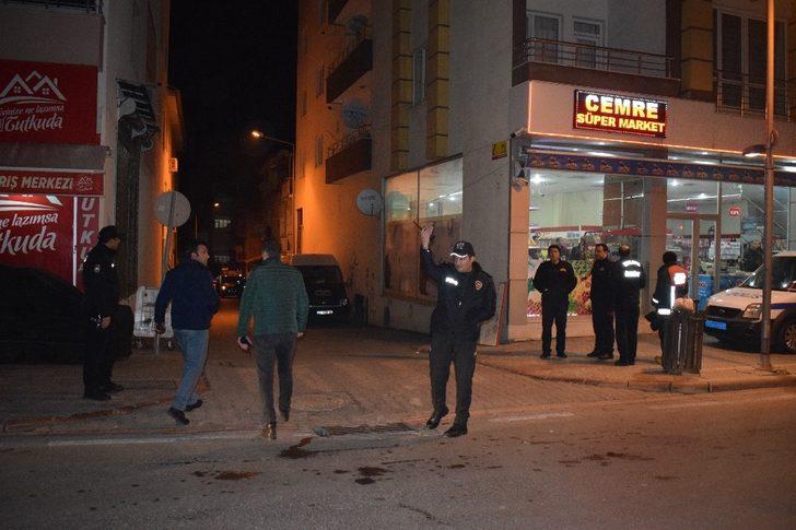 Malatya'da hareketli anlar! Ailesiyle tartıştı balkona çıkıp tehditler savurunca polis alarma geçti G4