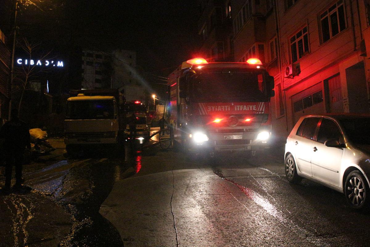 Beyoğlu'nda sabaha karşı korkutan yangın