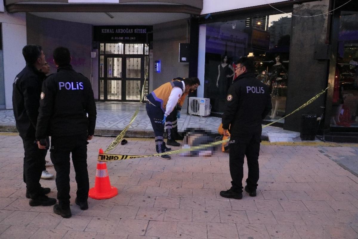 Adana'da yaşlı kadının feci &ouml;l&uuml;m&uuml;