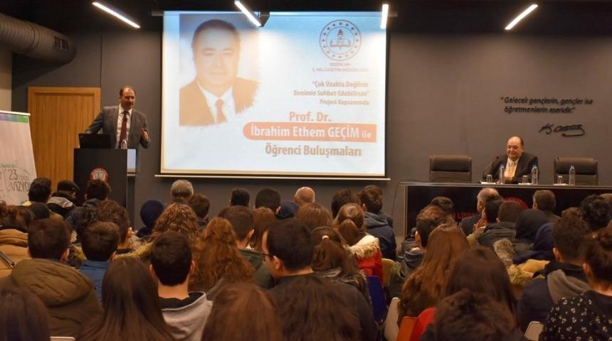 Erzincan&rsquo;da "&Ccedil;ok Uzakta Değilsin Benimle Sohbet Edebilirsin" etkinliği