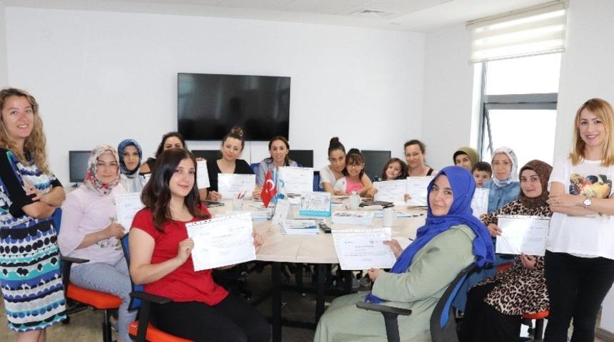 İŞKUR İş Kul&uuml;b&uuml;&rsquo;ne katılan y&uuml;zlerce iş arayan işe yerleşti