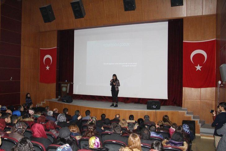 Yüksekova’da ’Veli bilgilendirme’ semineri G3