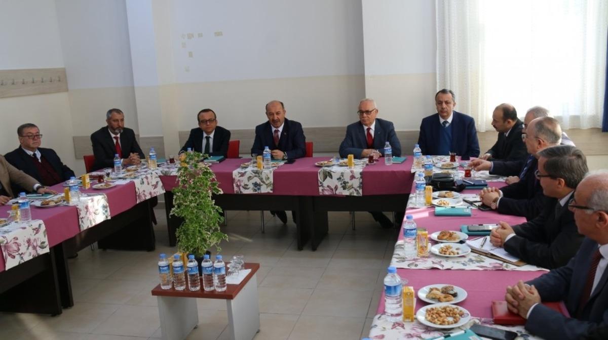 Pazarlar&rsquo;da istişare ve değerlendirme toplantısı