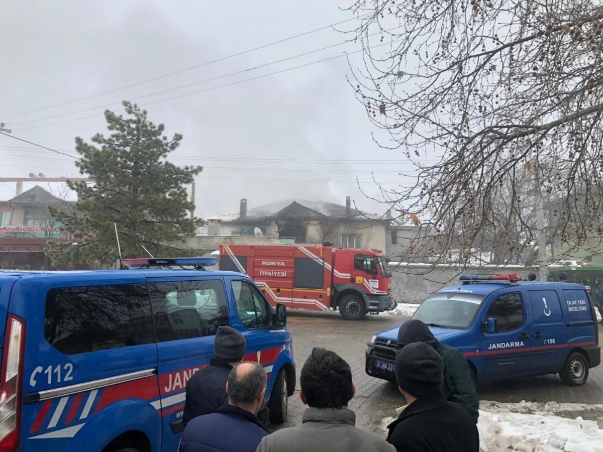H&uuml;y&uuml;k&rsquo;te ev yangını