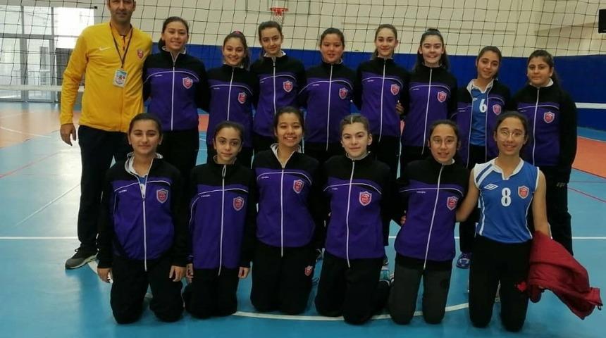 Kepez&rsquo;in midi kızlarından galibiyet