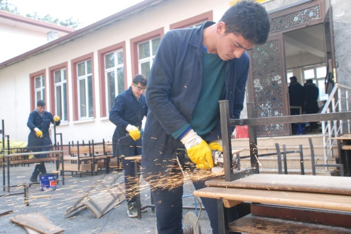 Okulun cirosunu 7 bin liradan 500 bin liraya &ccedil;ıkarttılar