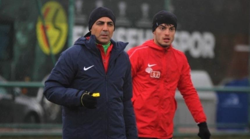 Mustafa &Ouml;zer takımın son durumunu değerlendirdi