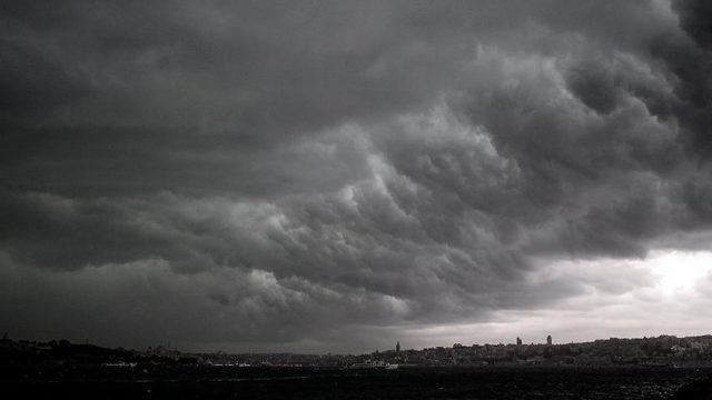 Meteoroloji'den son dakika hava durumu tahmini (İstanbul'a asit yağmuru mu yağacak?)