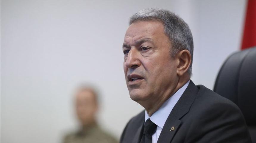 Bakan Akar duyurdu: Kara, deniz ve hava kuvvetleri komutanları Kovid-19'a yakalandı