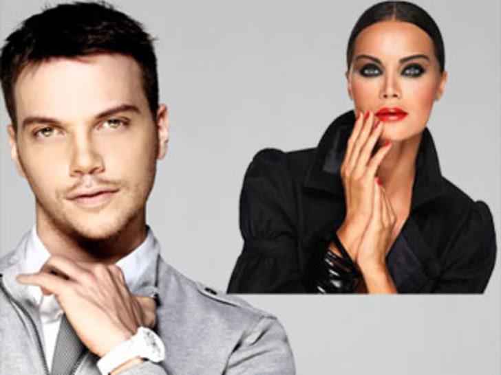 Ebru Şallı ile Sinan Akçıl aşkı reklam çıktı G3