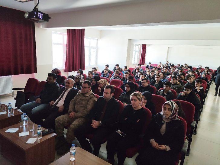 Lise öğrencilerine Milli Savunma Üniversitesi tanıtıldı G2