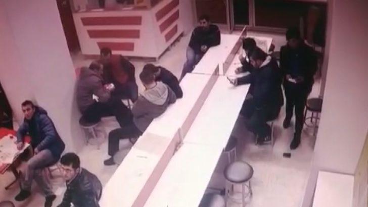Hırsızlık saniye saniye görüntülendi! Yerdeki cüzdana önce tekme attı sonra çaldı G1
