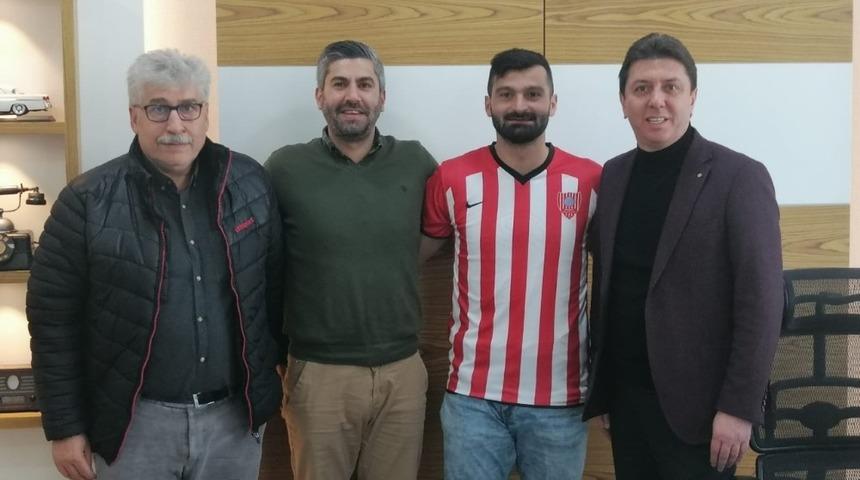 Ziya Şakar Nevşehir Belediyespor&rsquo;da