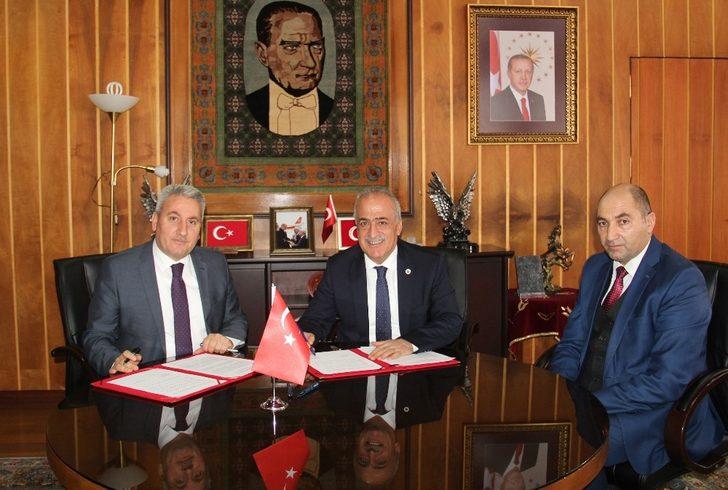 Genç ofis için imzalar atıldı G4