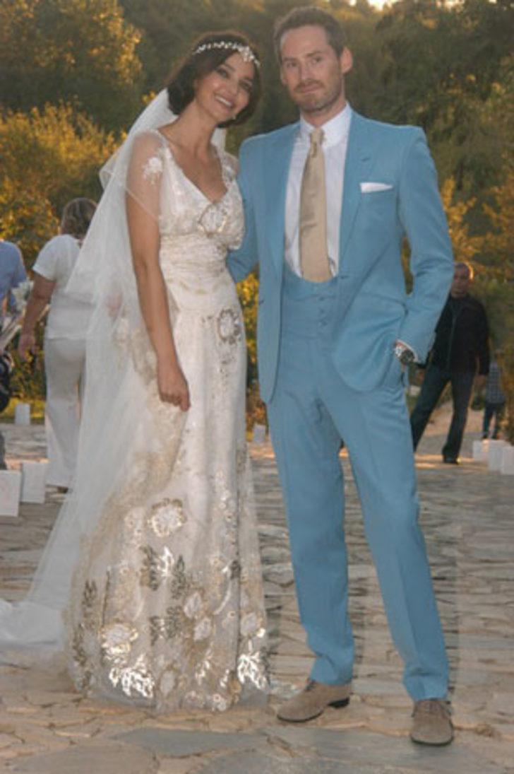 Hande Ataizi boşanıyor G1