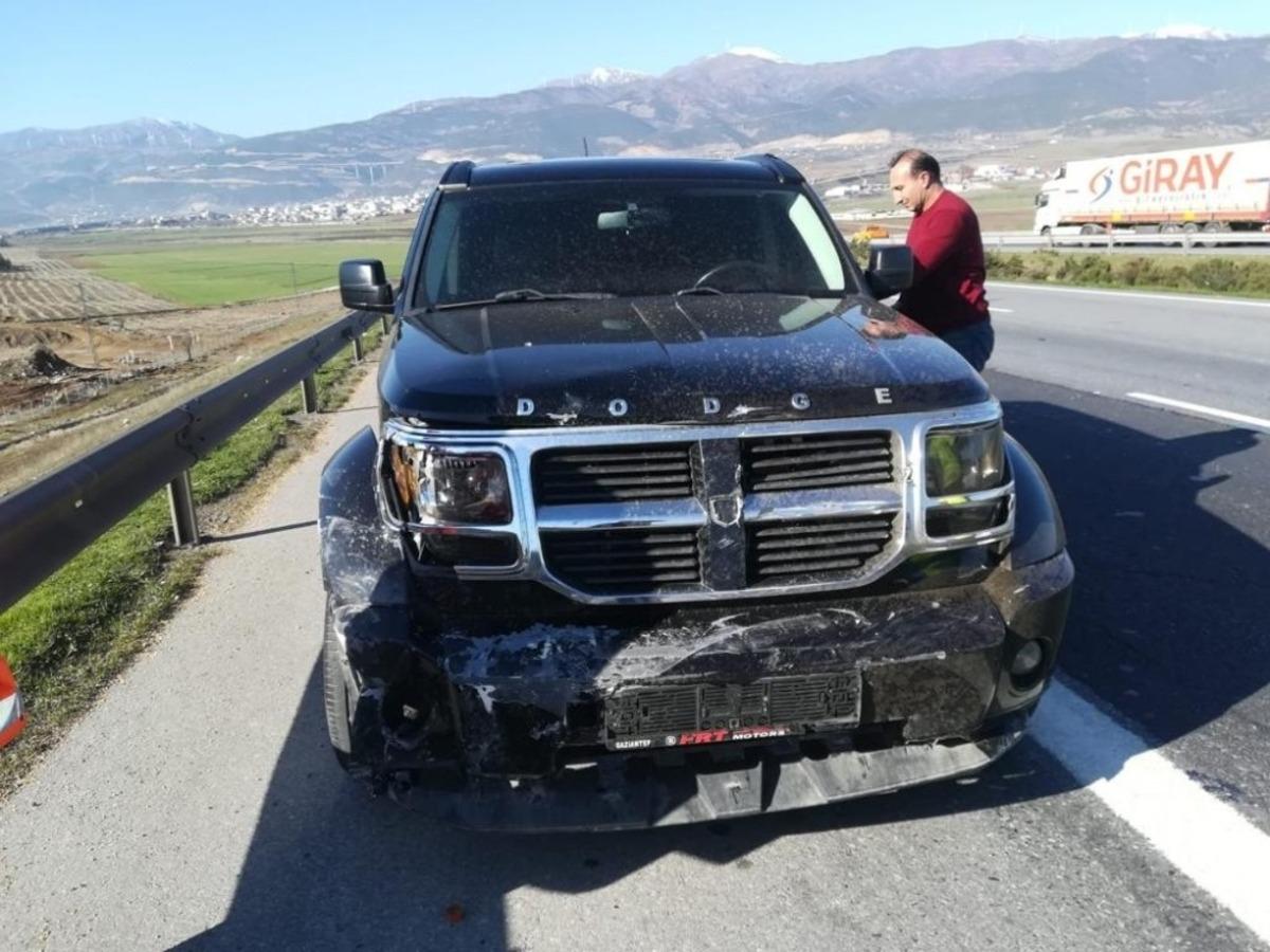 Gaziantep&rsquo;te 3 aracın karıştığı kazada 1 kişi yaralandı