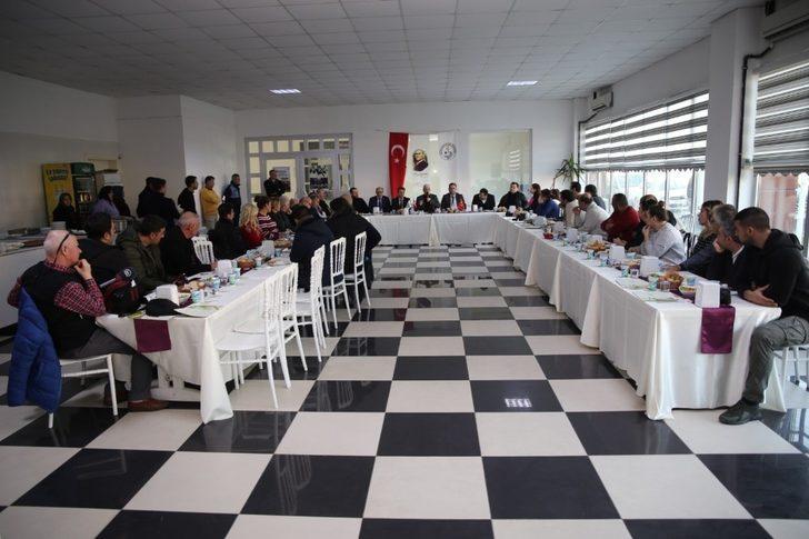 Burhaniye’de Başkan Deveciler iki ayda bir gazetecilerle bir araya gelecek G4