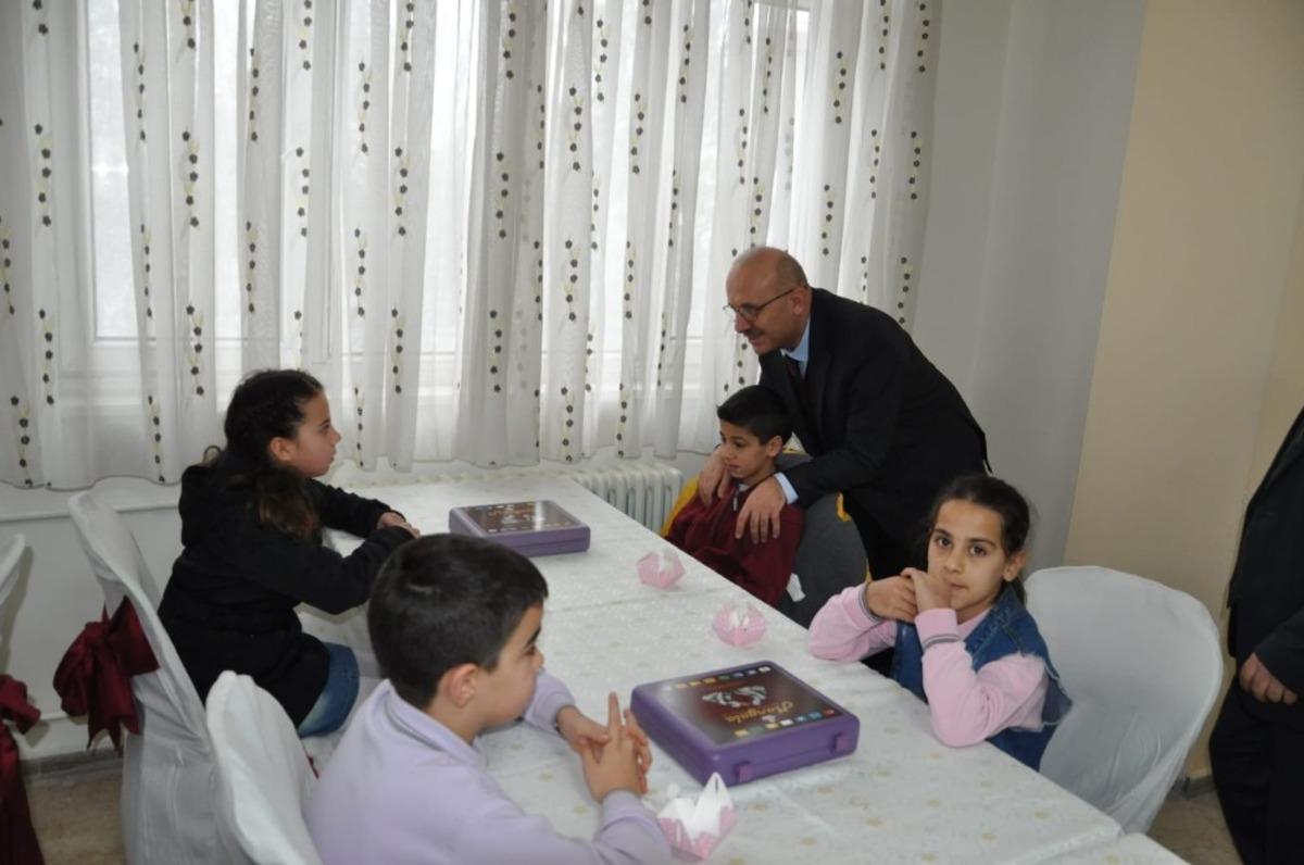 Boz&uuml;y&uuml;k&rsquo;te akıl ve zeka oyunları turnuvası d&uuml;zenlendi