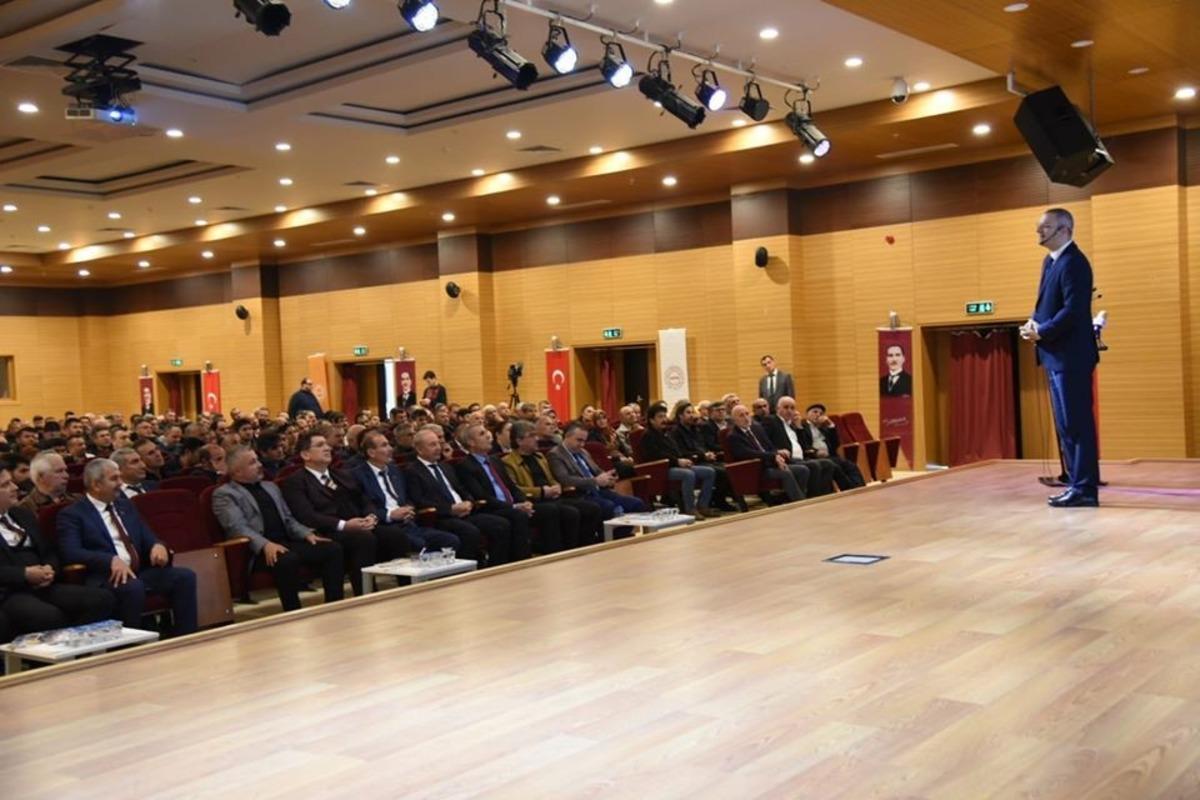 Manavgat esnafına m&uuml;şteri ilişkileri eğitimi