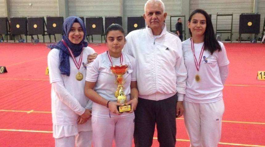 Ispartalı ok&ccedil;ulardan T&uuml;rkiye dereceleri