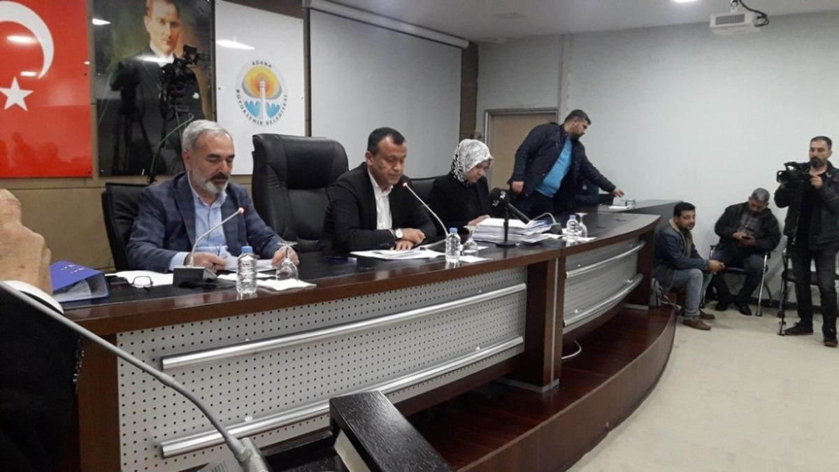 Adana B&uuml;y&uuml;kşehir Belediyesi&rsquo;nde "yetki gaspı" tartışması