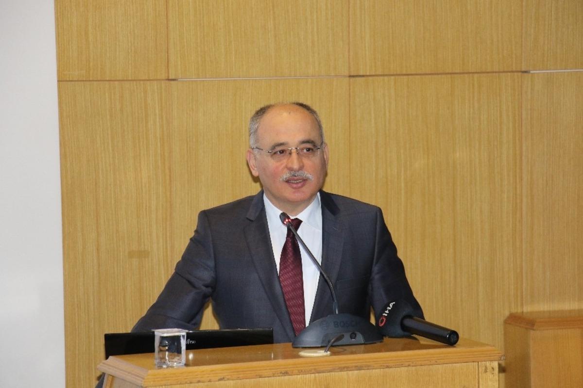 Gazi &Uuml;niversitesinde Excimer Lazer &Uuml;nitesi a&ccedil;ıldı