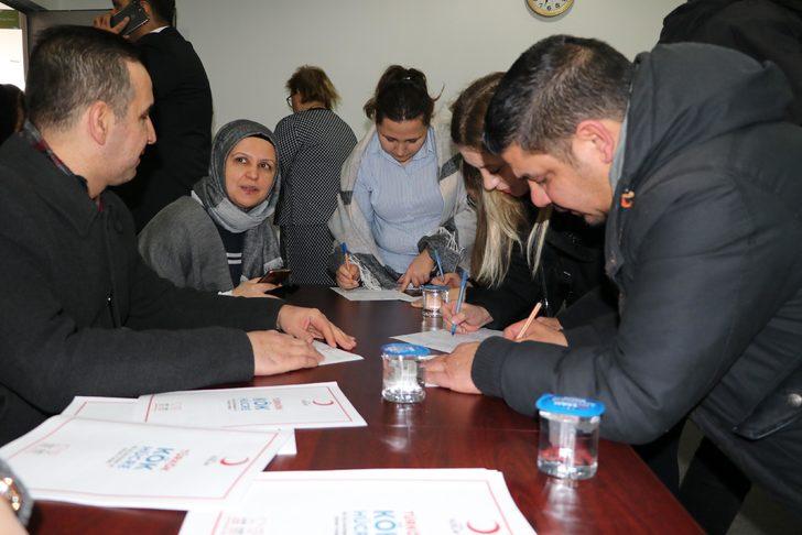 Oğlunu lösemiden kaybeden anne, Eskişehirli Buğra’ya destek çıktı
