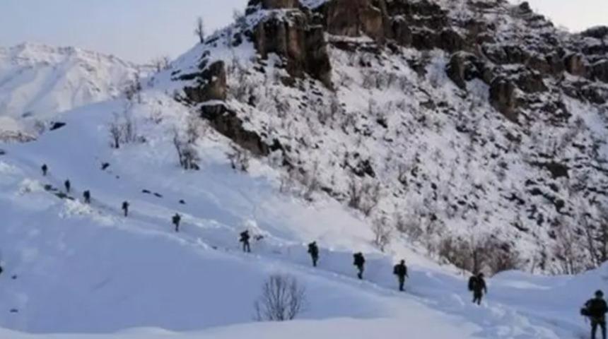 Son dakika: TSK ve MİT'ten ortak operasyon! 6 terörist öldürüldü