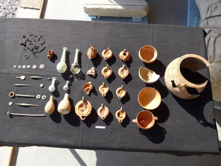 Denizli'de 2 bin yıllık tarihi mezar ortaya çıkarıldı G4