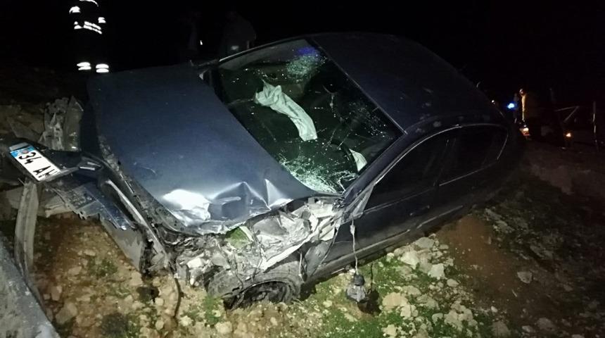 Kızıltepe’de 2 otomobil çarpıştı: 4 yaralı