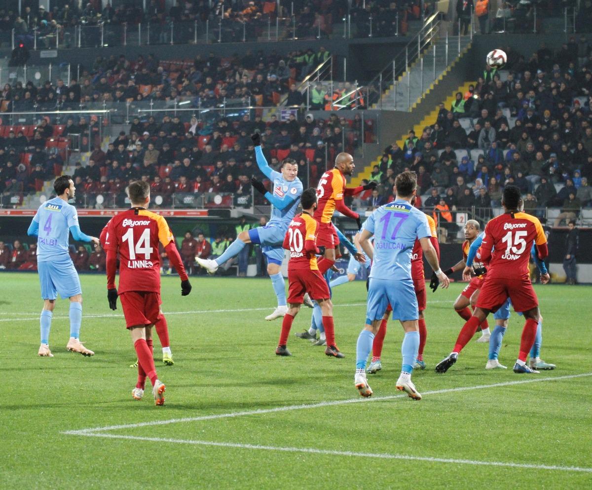 &Ouml;ZET | &Ccedil;aykur Rizespor - Galatasaray ma&ccedil; sonucu: 1-1