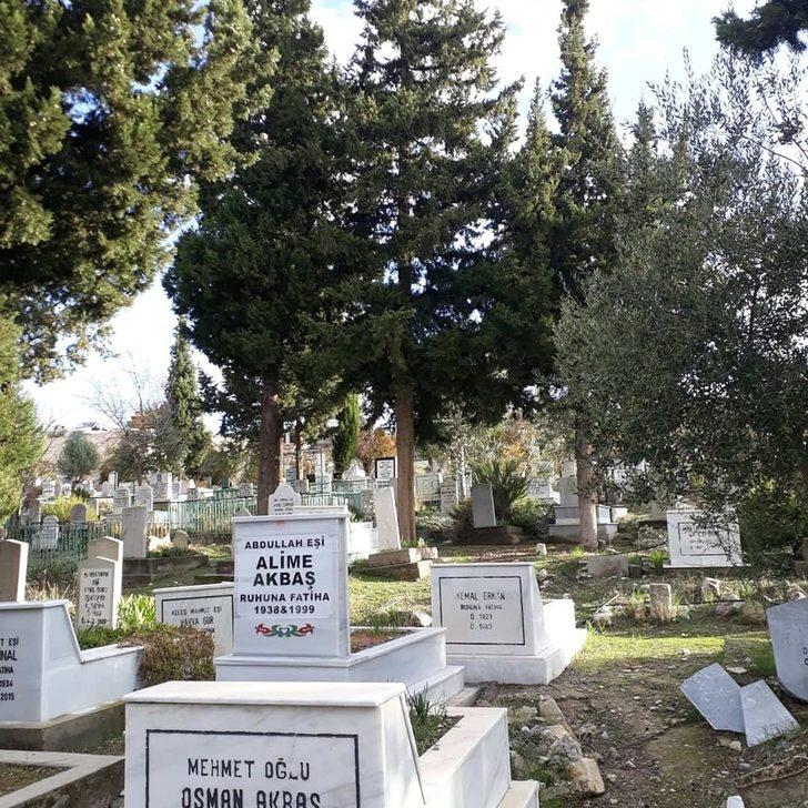 Mut’ta mezarlıklarda temizlik ve onarım çalışmaları G3