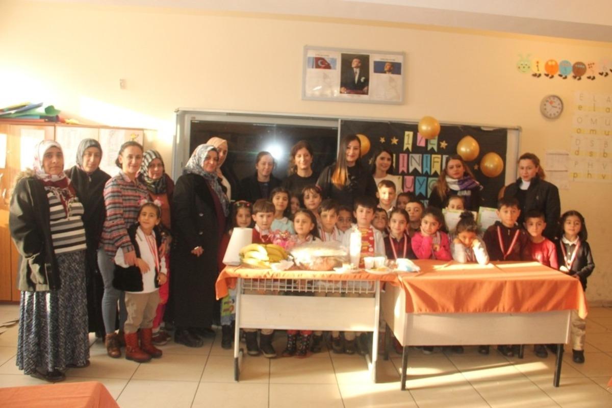 Hakkarili Miniklerin &ldquo; Okuma Belgesi&rdquo; coşkusu