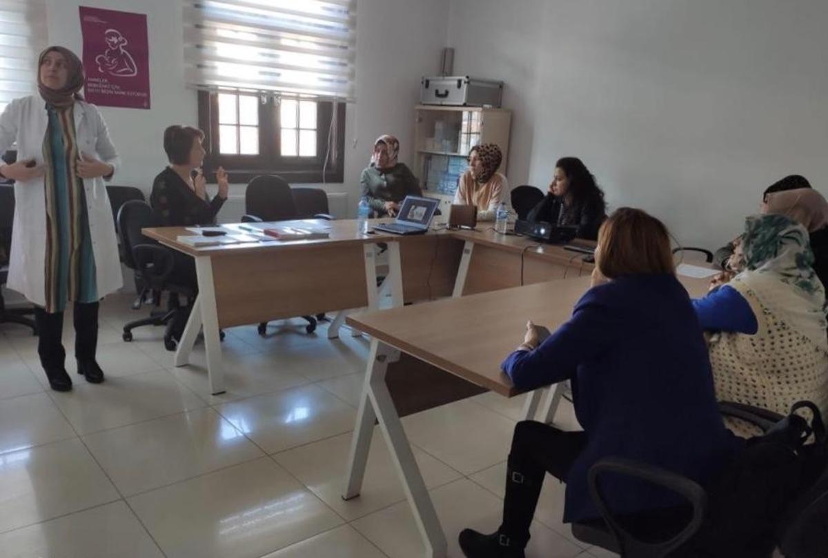 Sincan&rsquo;da anne adaylarına sertifikalı eğitim