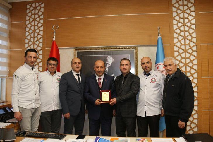 Aşçılardan Müdür Başyiğit’e ziyaret G1