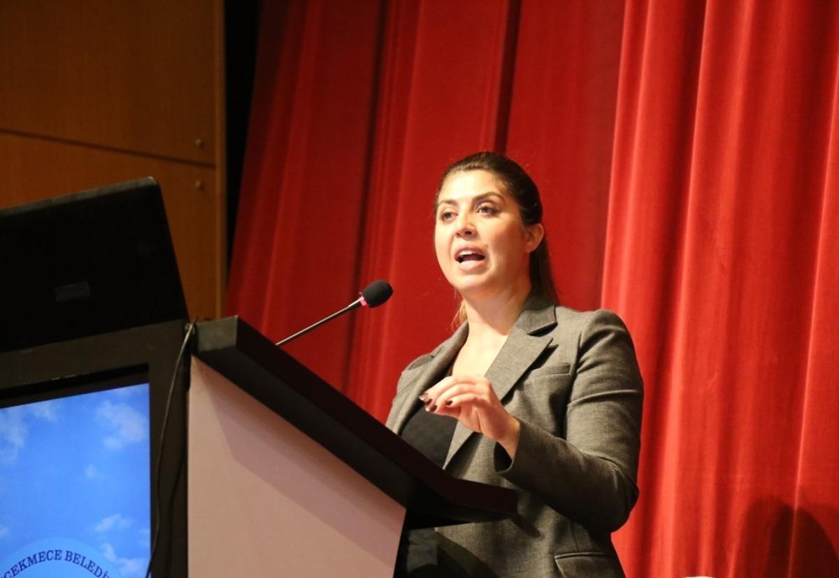 B&uuml;y&uuml;k&ccedil;ekmece Belediyesi&rsquo;nden STK&rsquo;lara seminer