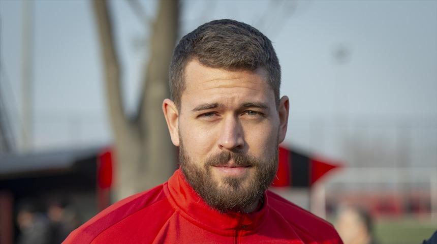 Kristoffer Nordfeldt: Atletik bir kaleciyim, ayaklarım iyi