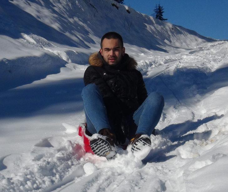 Kızak için yeterli kar olmayınca kar duasına çıktılar G5