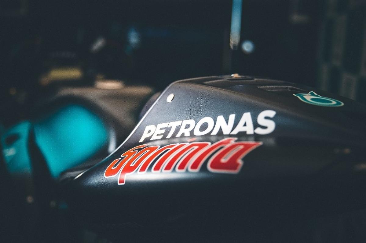 Petronas motorsikletler i&ccedil;in geliştirdiği yağı tanıttı