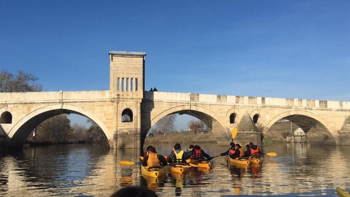Trakya &Uuml;niversitesi Yelken ve K&uuml;rek Topluluğu&rsquo;ndan Meri&ccedil; ve Tunca&rsquo;da kano etkinliği