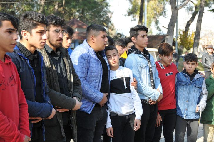 Kalbi duran liseli Cemal, gözyaşlarıyla uğurlandı G2