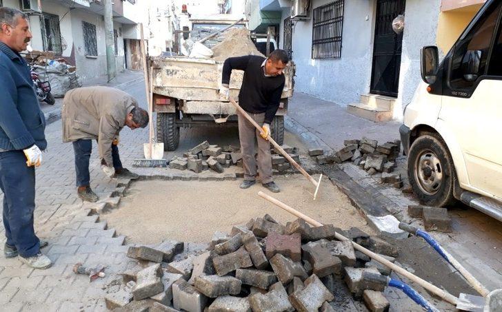 Akdeniz’de yağmur sonrası bozulan yol, köprü ve sokaklar yenileniyor G3