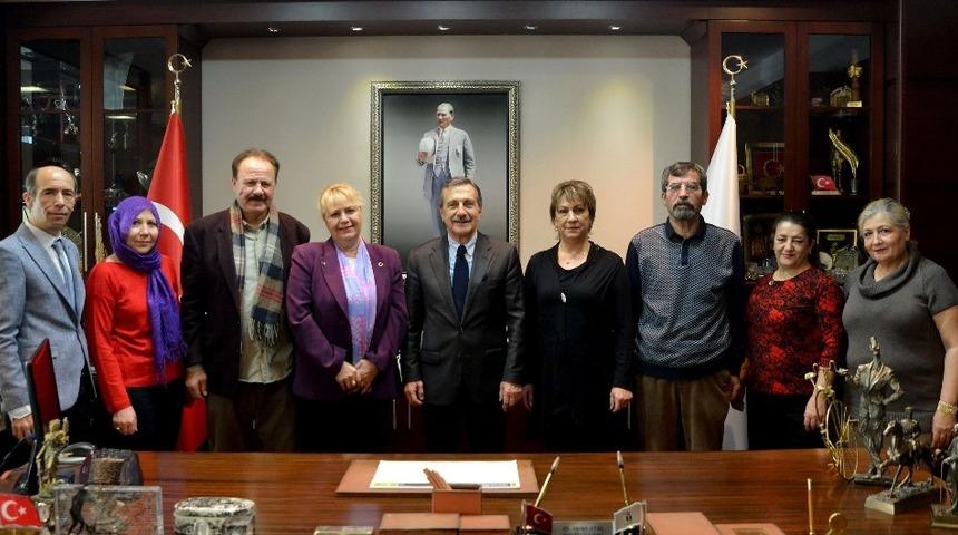 Sultanlar Zeybek ekibinden Ata&ccedil;&rsquo;a ziyaret