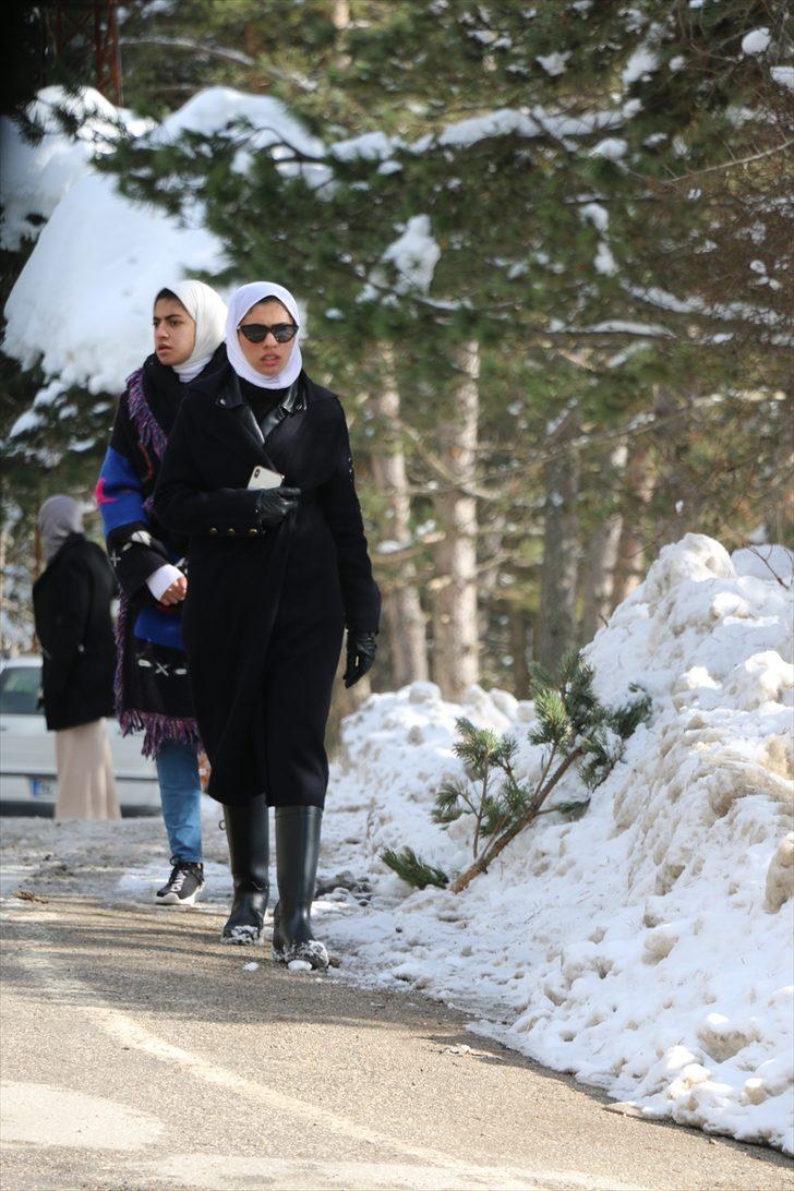 Yarıyıl tatilinde Kartalkaya kayak tutkunlarını bekliyor! Piknik yapmak isteyenlerse... G3