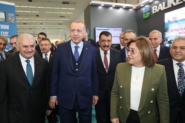 Cumhurbaşkanı Erdoğan, Malatya standını gezdi G2