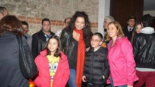 Azra Akın'ı görünce kaçtı