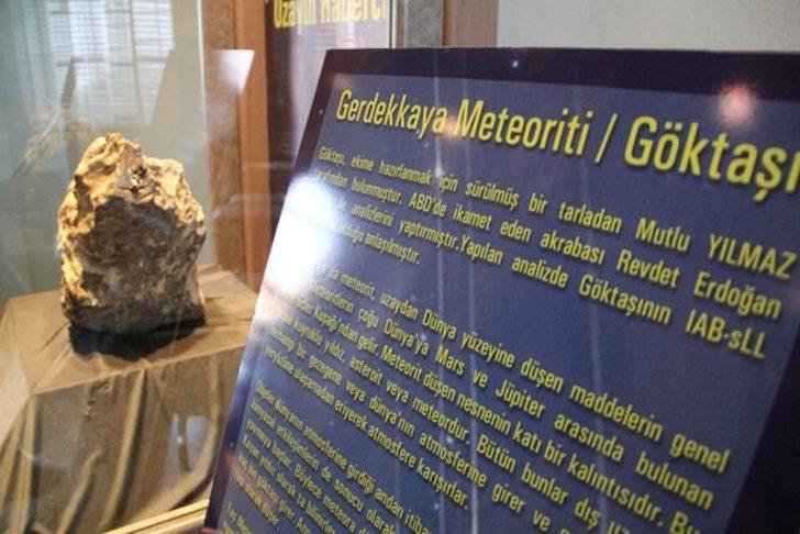 Türkiye'nin en büyük 3'üncü gök taşı, Çorum Müzesi'nde sergileniyor G3